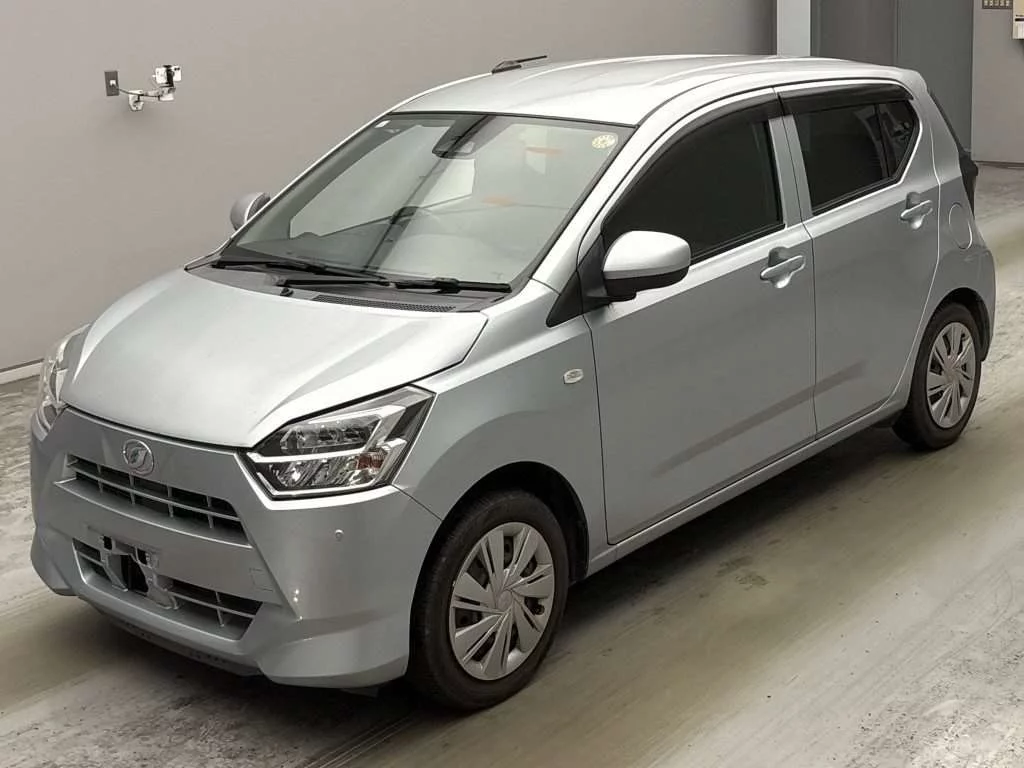 Daihatsu Mira e:S LA350S 2021
